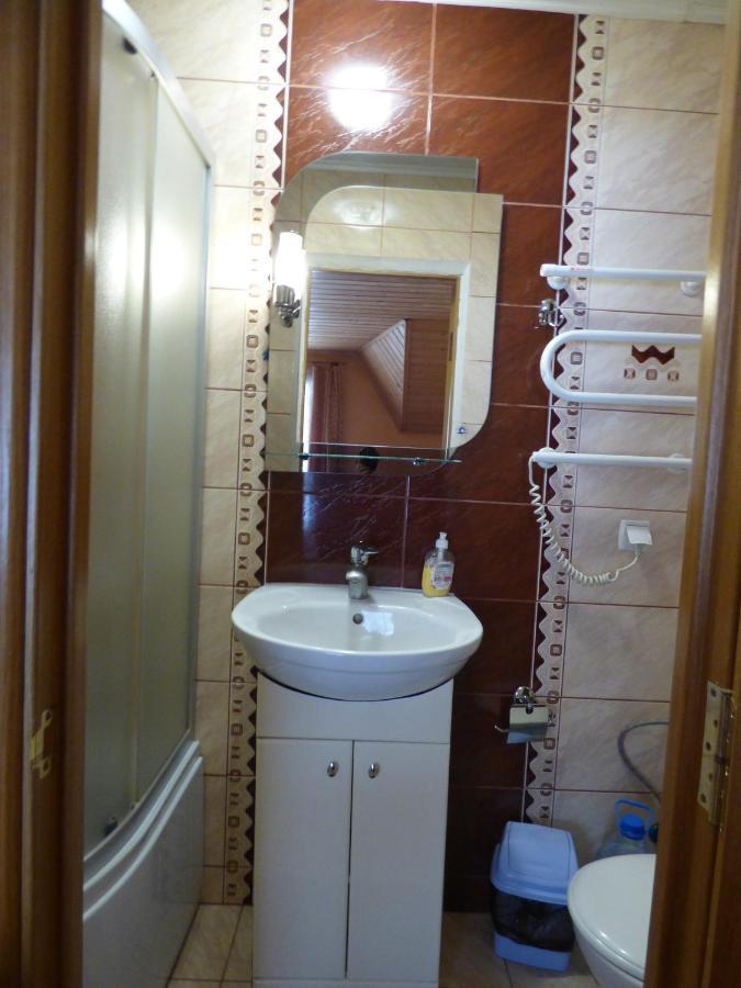 Cottage Rakhiv Exterior photo